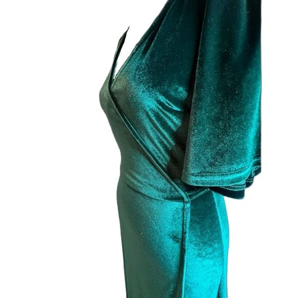 NWT - Baltic Born - Megan Velvet Wrap Maxi Dress in Emerald - Picture 2 of 7